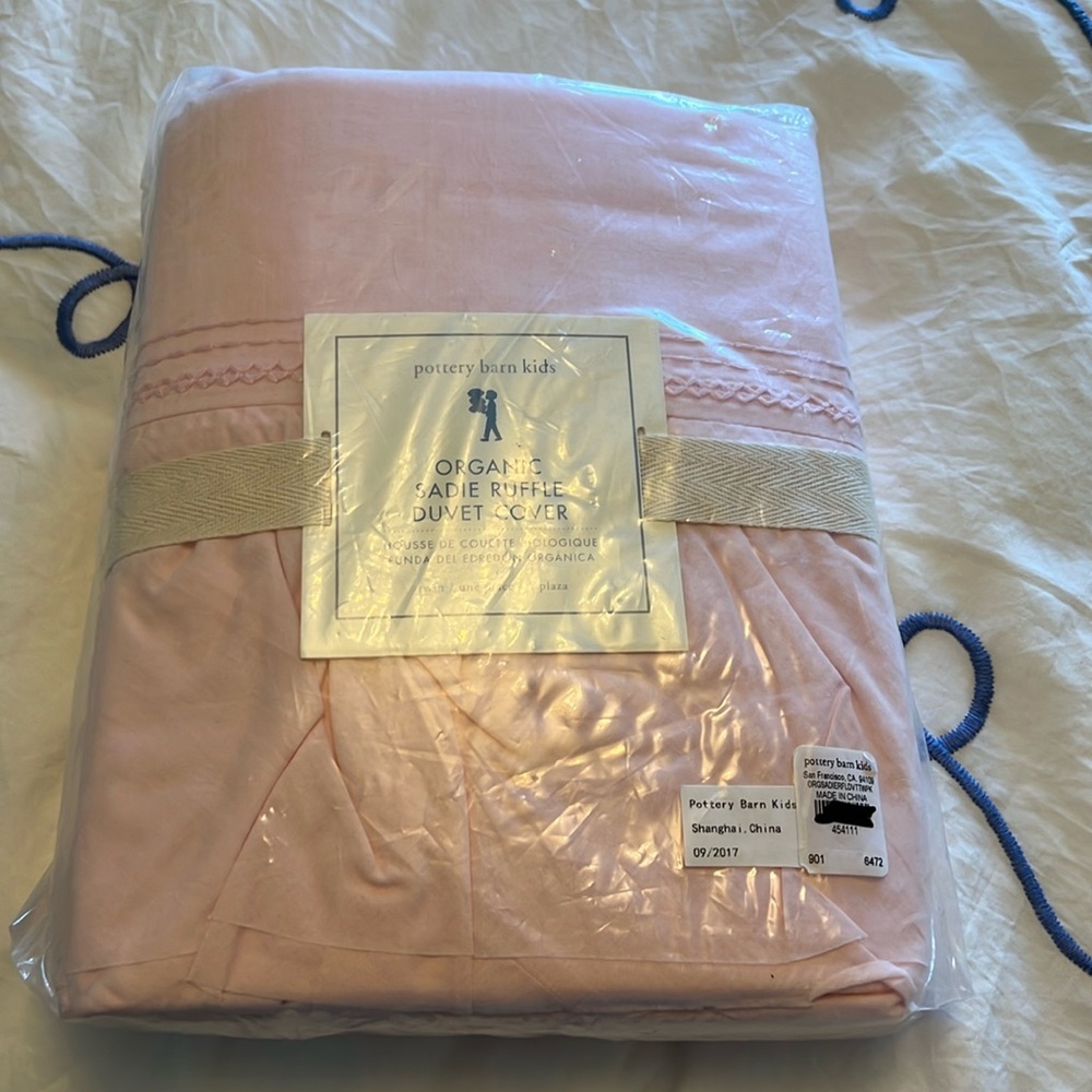 Pottery Barn Kids organic Sadie ruffle duvet cover